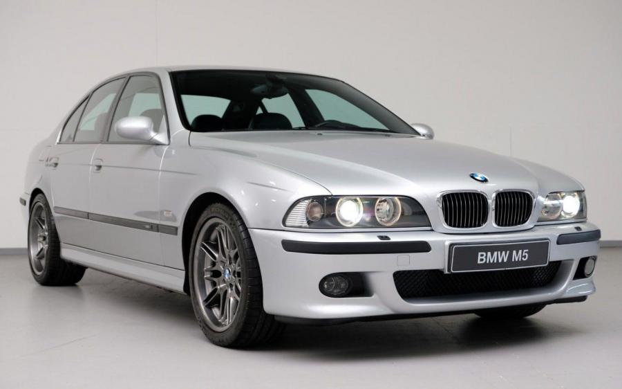 BMW M5 (E39) (EU) '2001